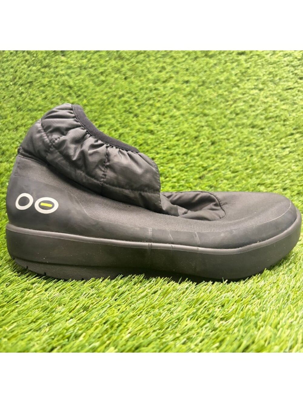 OOFOS OOmg Bootie Mens Size 12 Black Classic Outdoor Pull On Recovery Boots